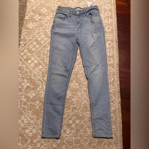 Light blue Levi jeans